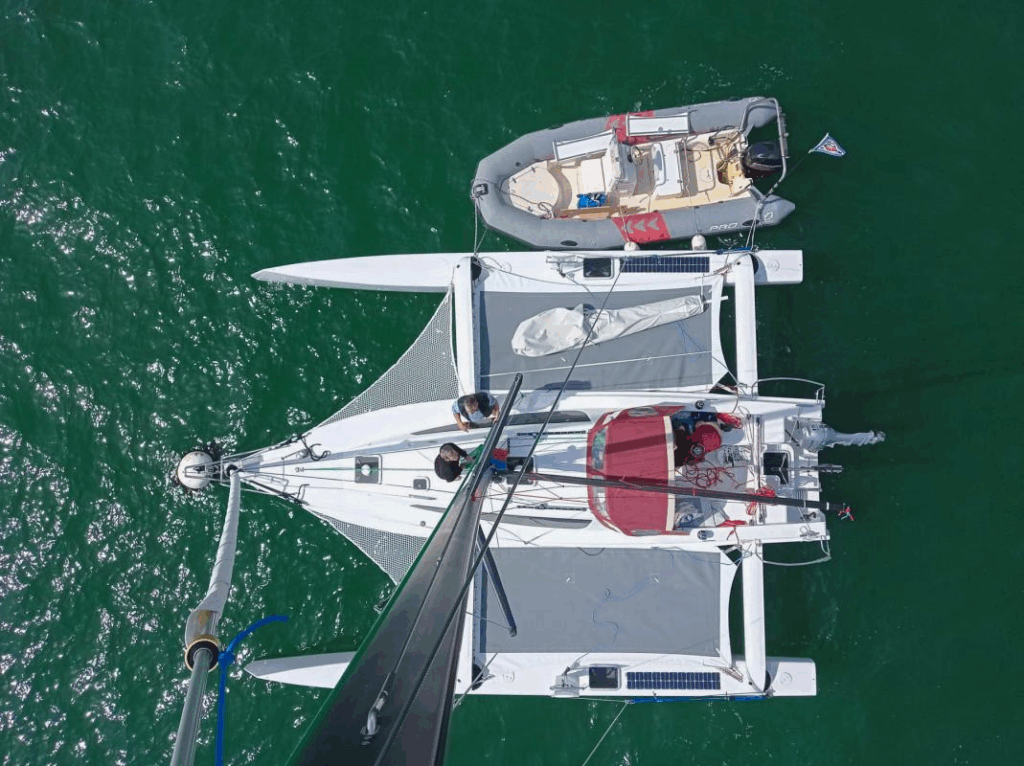 Tricat 30 vue du mat